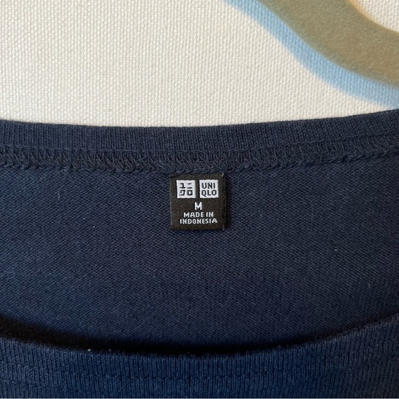 Uniqlo Long sleeve heavy knit top Medium Nautical blue striped Boat neck Womens - Picture 5 of 7